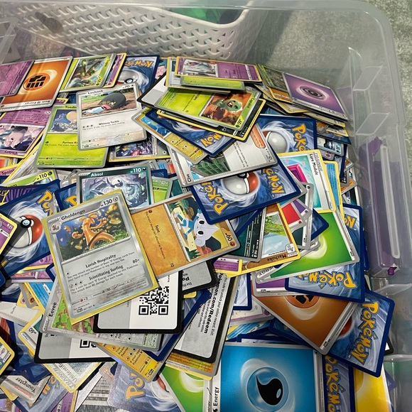 pokemon card lot 1000 Bulk Lots Its RANDOM 1000 Pokemon Card Bulk Lot